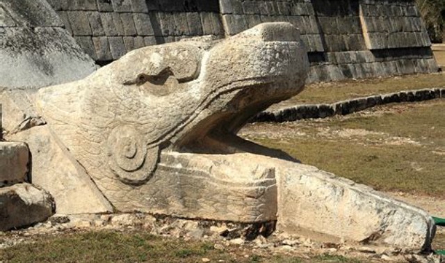 Quatzcoatl-kukulkan.